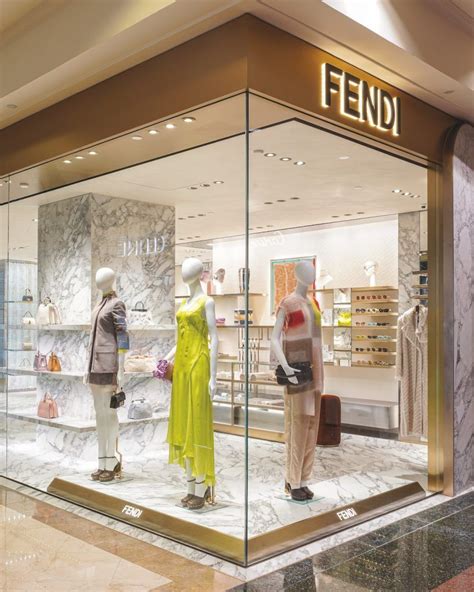 Fendi boutique online